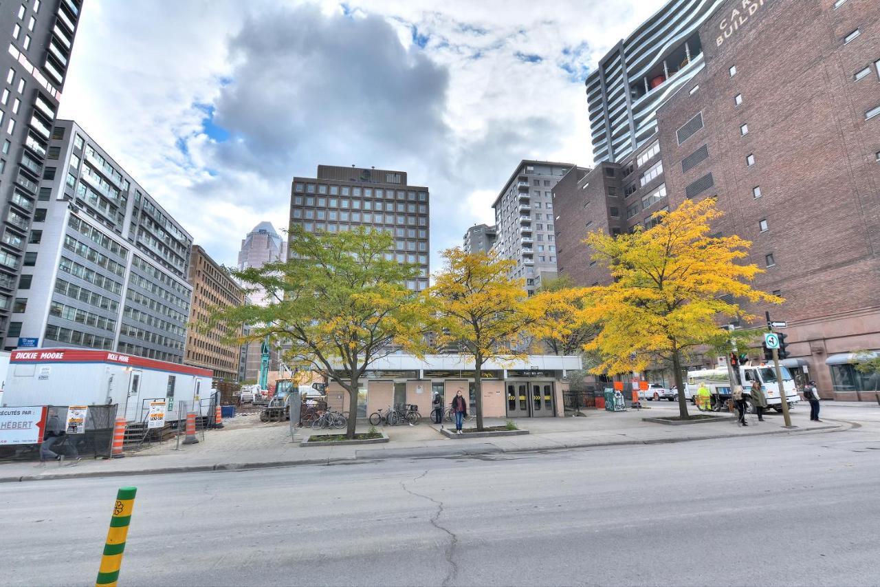 Place-Des-Arts Suites Montreal Exterior photo